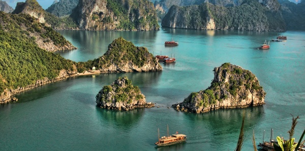 Ha Long Bay