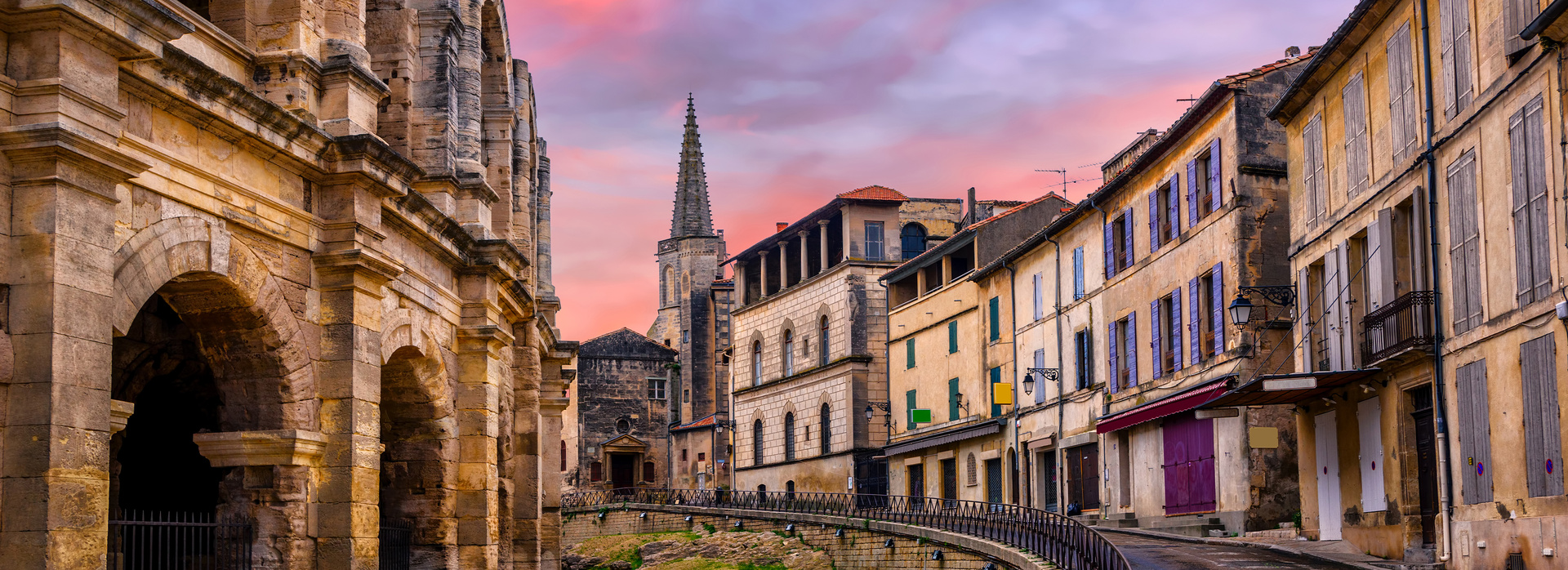 Hero Arles shutterstock 785700490